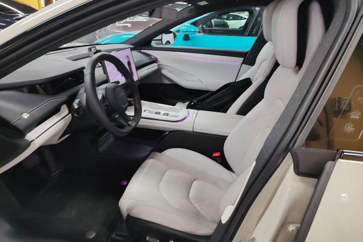 Used Xiaomi Auto SU7 2024 Rear-Drive Long-Range Intelligent Driving Version Left Front Seat
