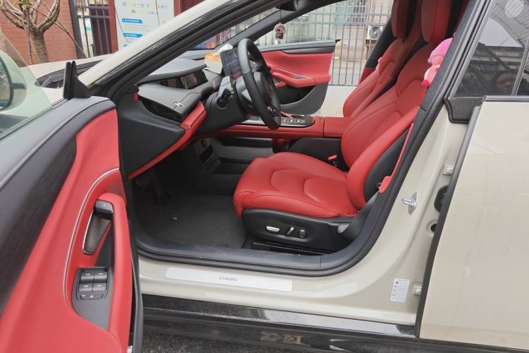 Used Xiaomi Auto SU7 2024 Rear-Drive Ultra-Long Range Advanced Pro-Level Intelligent Driving Version Left Front Seat