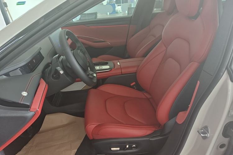 Used Xiaomi Auto SU7 2024 Rear-Drive Long-Range Intelligent Driving Version Left Front Seat