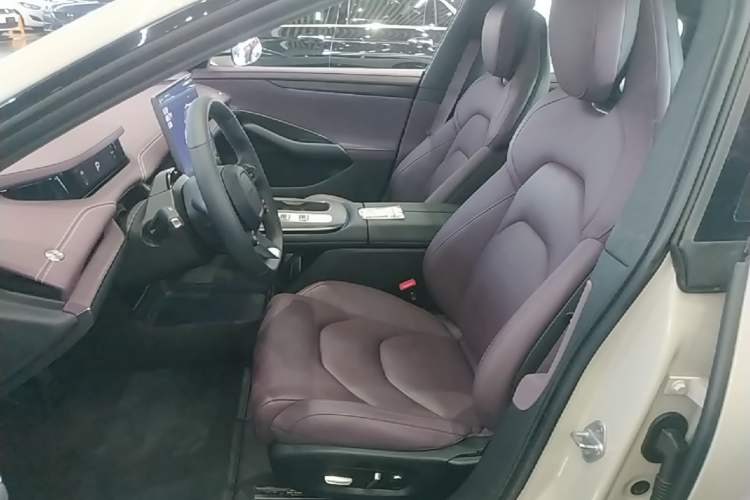 Used Xiaomi Auto SU7 2024 Rear-Drive Long-Range Intelligent Driving Version Left Front Seat