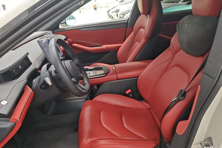 Used Xiaomi Auto SU7 2024 Rear-Drive Long-Range Intelligent Driving Version Left Front Seat