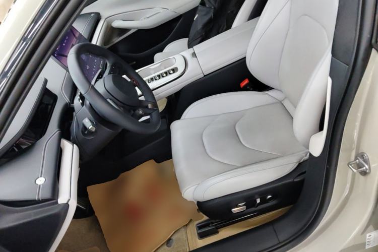 Used Xiaomi Auto SU7 2024 Four-Wheel Drive Ultra-Long Range Advanced Intelligent Driving Max Edition Left Front Seat