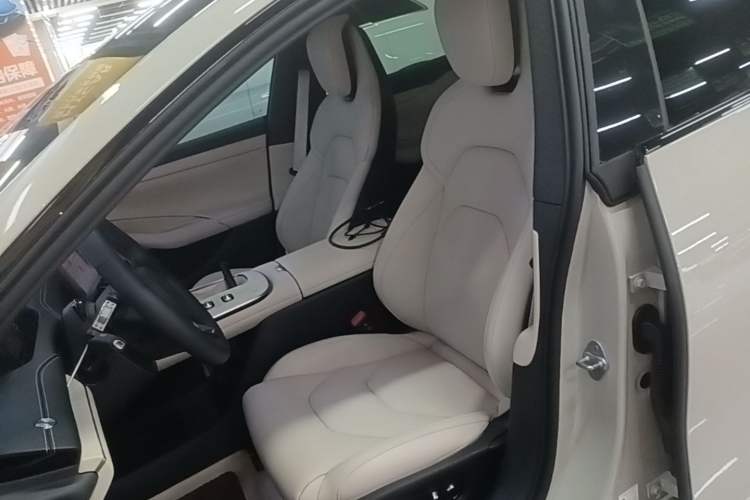 Used Xiaomi Auto SU7 2024 Rear-Drive Long-Range Intelligent Driving Version Left Front Seat
