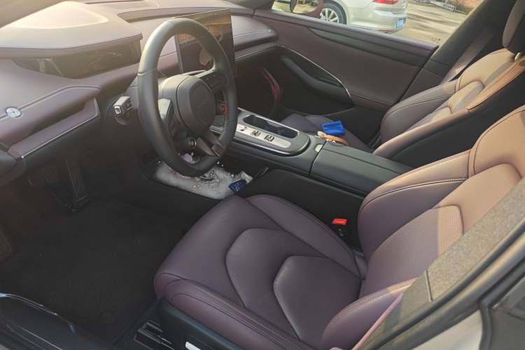 Used Xiaomi Auto SU7 2024 Rear-Drive Long-Range Intelligent Driving Version Left Front Seat