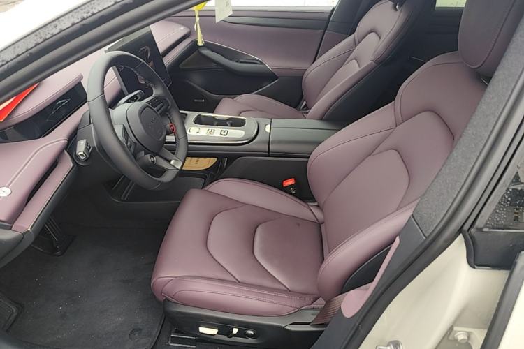 Used Xiaomi Auto SU7 2024 Rear-Drive Long-Range Intelligent Driving Version Left Front Seat