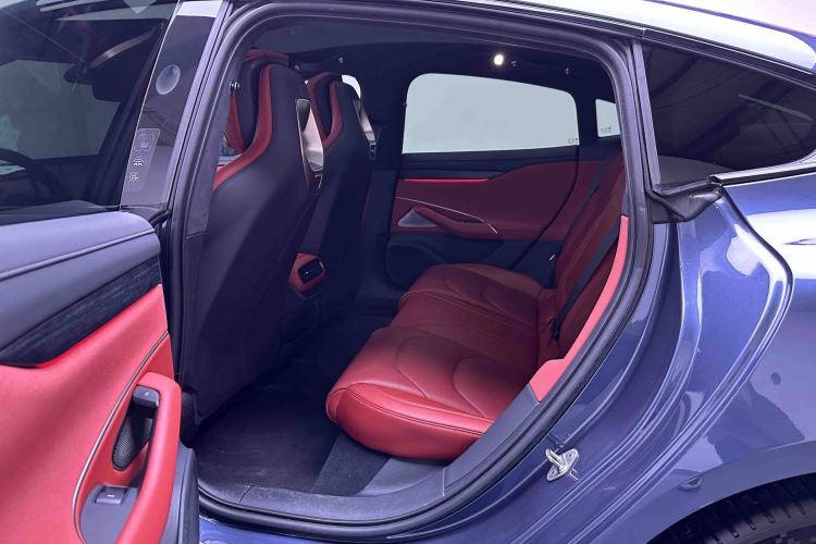 Used Xiaomi Auto SU7 2024 Four-Wheel-Drive Max Founder's Edition Left Rear Seat