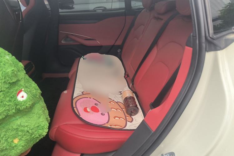 Used Xiaomi Auto SU7 2024 Rear-Drive Long-Range Intelligent Driving Version Left Rear Seat