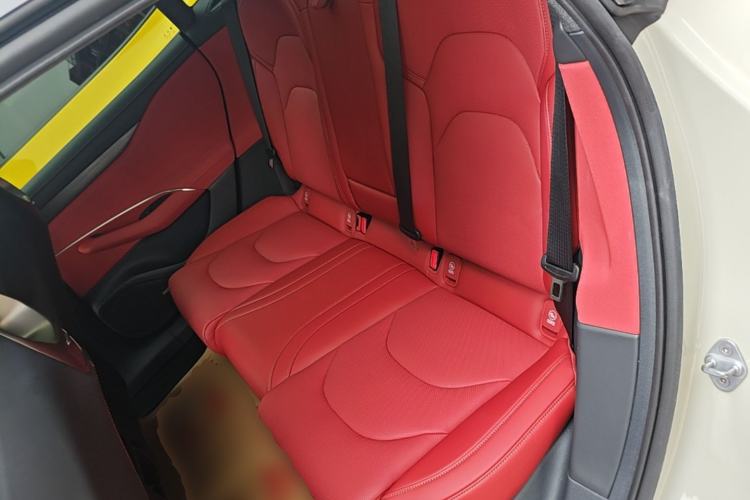 Used Xiaomi Auto SU7 2024 Rear-Drive Long-Range Intelligent Driving Version Left Rear Seat