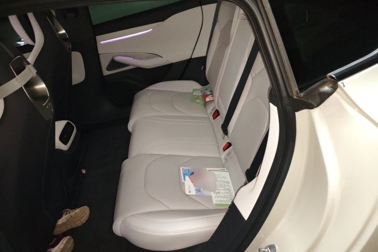 Used Xiaomi Auto SU7 2024 Rear-Drive Ultra-Long Range Advanced Pro-Level Intelligent Driving Version Left Rear Seat
