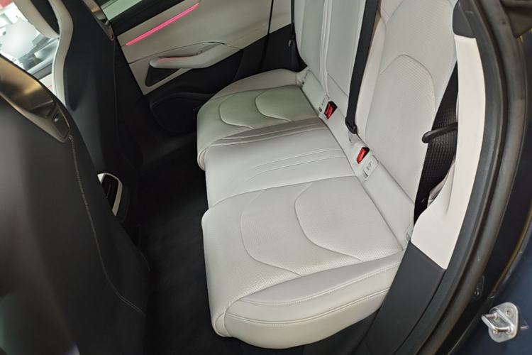 Used Xiaomi Auto SU7 2024 Four-Wheel-Drive Max Founder's Edition Left Rear Seat