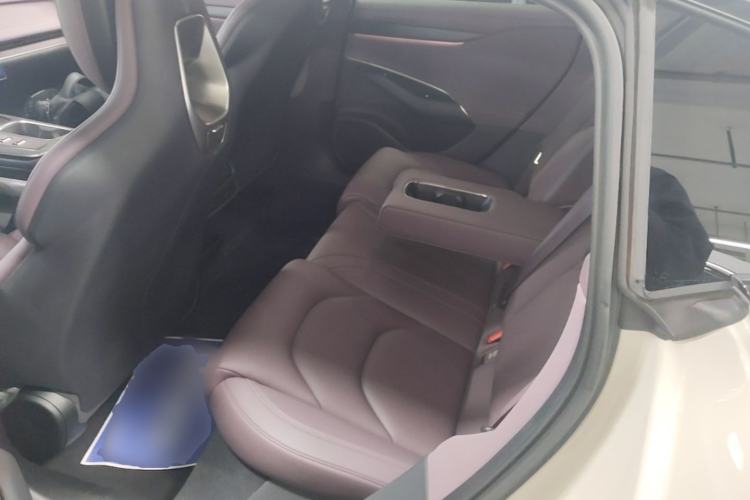 Used Xiaomi Auto SU7 2024 Rear-Drive Long-Range Intelligent Driving Version Left Rear Seat