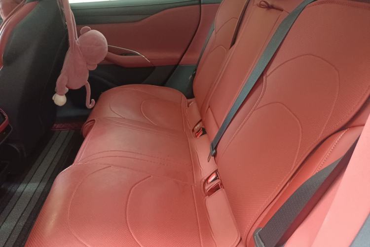 Used Xiaomi Auto SU7 2024 Rear-Drive Long-Range Intelligent Driving Version Left Rear Seat