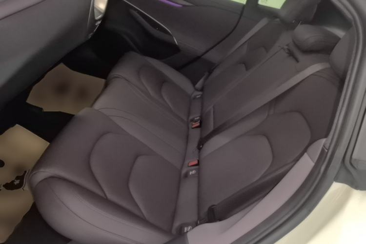 Used Xiaomi Auto SU7 2024 Rear-Drive Long-Range Intelligent Driving Version Left Rear Seat