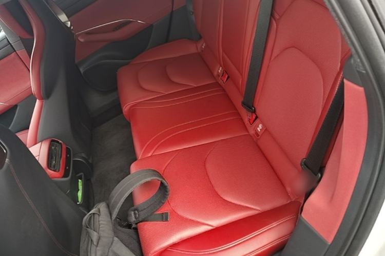 Used Xiaomi Auto SU7 2024 Rear-Drive Ultra-Long Range Advanced Pro-Level Intelligent Driving Version Left Rear Seat