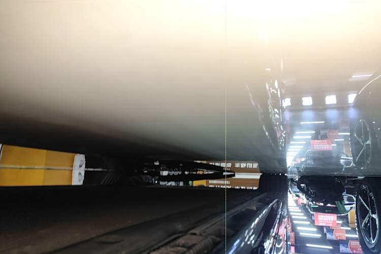 Used Xiaomi Auto SU7 2024 Rear-Drive Long-Range Intelligent Driving Version Left Side Sill