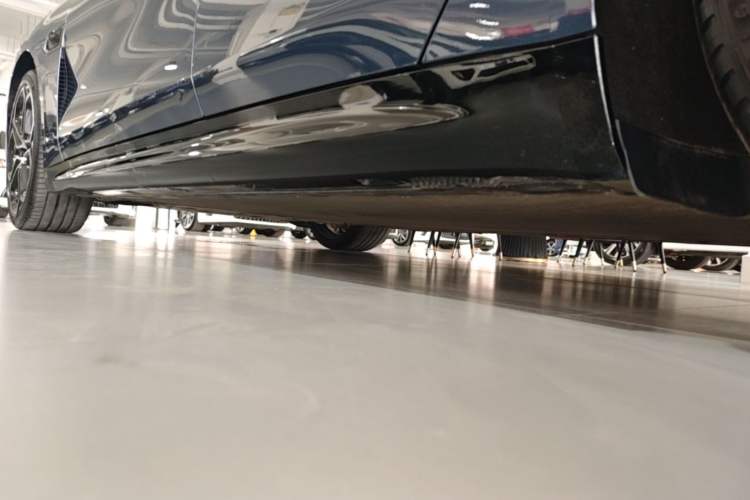 Used Xiaomi Auto SU7 2024 Rear-Drive Long-Range Intelligent Driving Version Left Side Sill