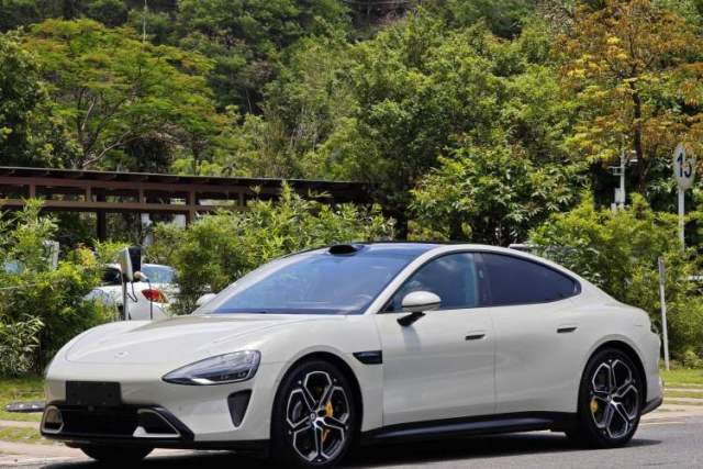 Used Xiaomi Auto SU7 2024 Four-Wheel Drive Ultra-Long Range Advanced Intelligent Driving Max Edition