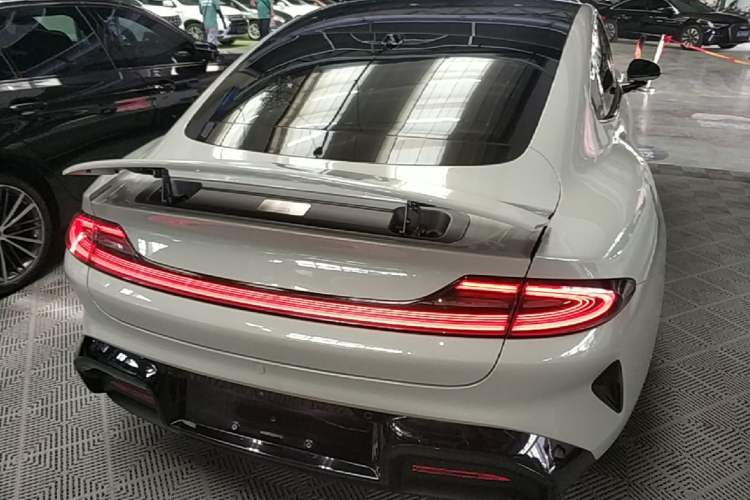Used Xiaomi Auto SU7 2024 Rear-Drive Ultra-Long Range Advanced Pro-Level Intelligent Driving Version Rear