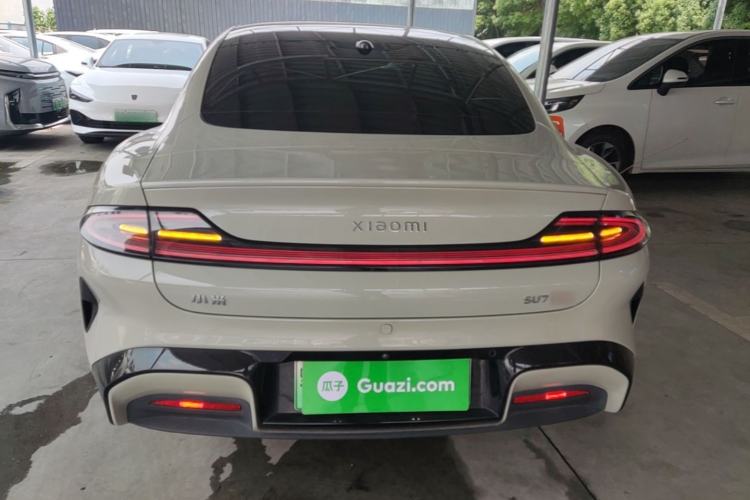Used Xiaomi Auto SU7 2024 Four-Wheel Drive Ultra-Long Range Advanced Intelligent Driving Max Edition Rear