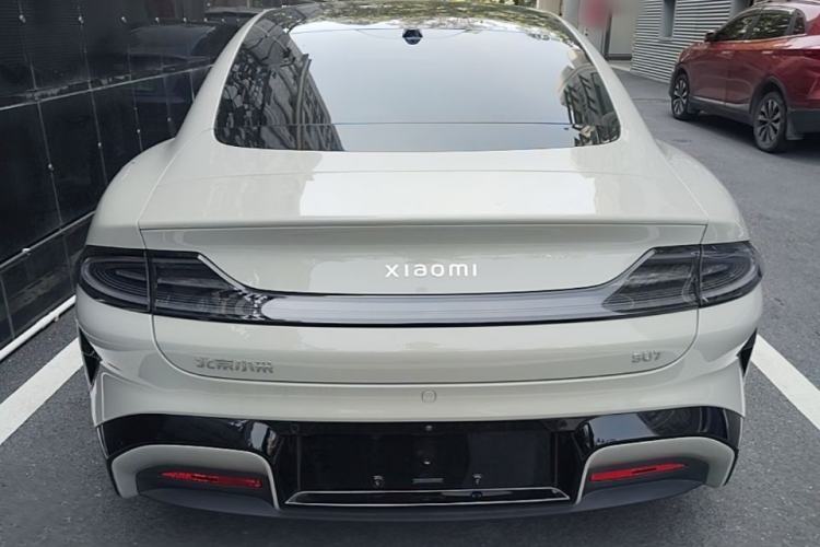 Used Xiaomi Auto SU7 2024 Rear-Drive Long-Range Intelligent Driving Version Rear