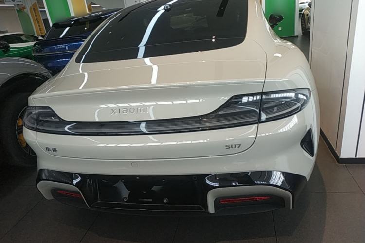 Used Xiaomi Auto SU7 2024 Rear-Drive Ultra-Long Range Advanced Pro-Level Intelligent Driving Version Rear