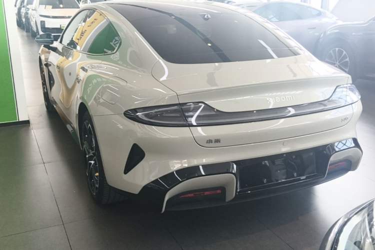 Used Xiaomi Auto SU7 2024 Rear-Drive Long-Range Intelligent Driving Version Rear Left 45 Deg