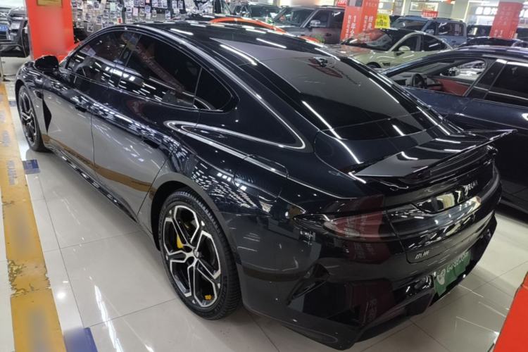 Used Xiaomi Auto SU7 2024 Four-Wheel Drive Ultra-Long Range Advanced Intelligent Driving Max Edition Rear Left 45 Deg