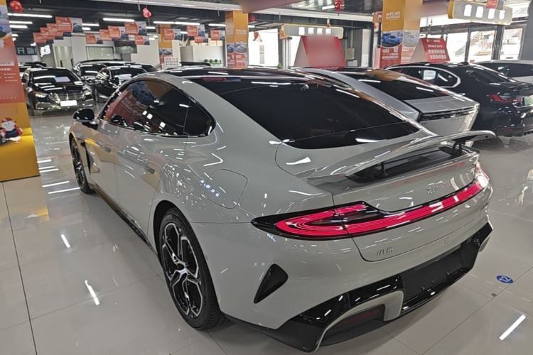 Used Xiaomi Auto SU7 2024 Four-Wheel Drive Ultra-Long Range Advanced Intelligent Driving Max Edition Rear Left 45 Deg