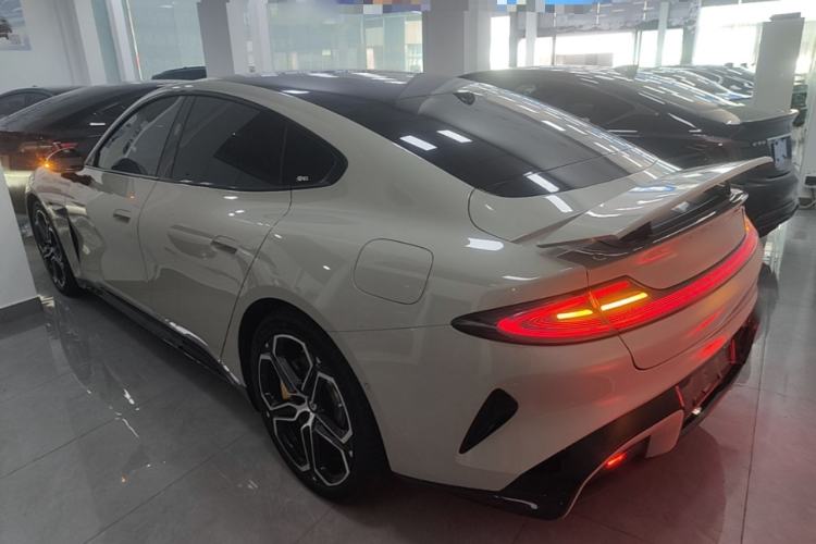 Used Xiaomi Auto SU7 2024 Four-Wheel Drive Ultra-Long Range Advanced Intelligent Driving Max Edition Rear Left 45 Deg