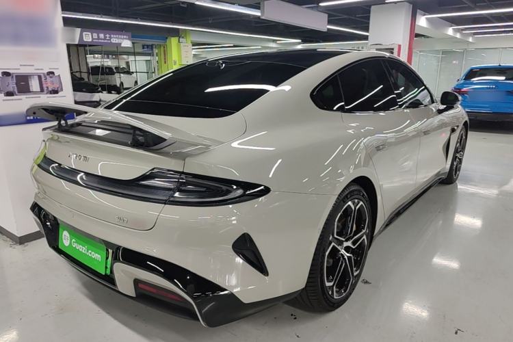 Used Xiaomi Auto SU7 2024 Four-Wheel Drive Ultra-Long Range Advanced Intelligent Driving Max Edition Rear Right 45 Deg