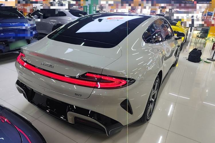 Used Xiaomi Auto SU7 2024 Rear-Drive Long-Range Intelligent Driving Version Rear Right 45 Deg