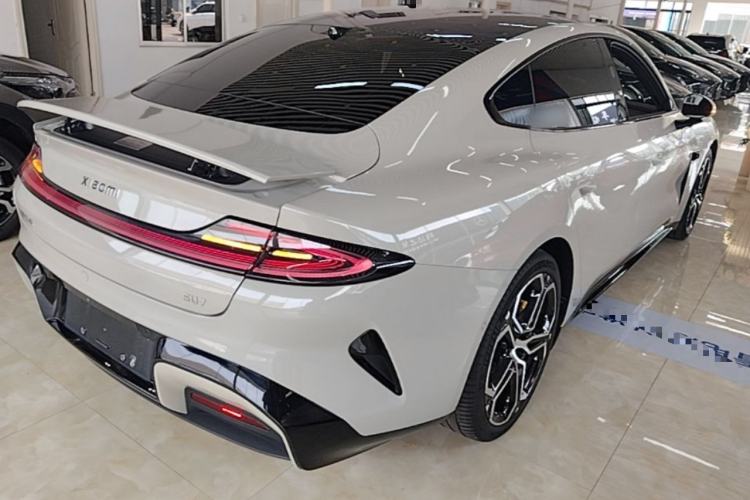Used Xiaomi Auto SU7 2024 Rear-Drive Ultra-Long Range Advanced Pro-Level Intelligent Driving Version Rear Right 45 Deg