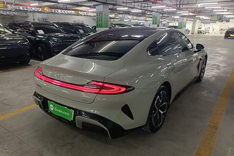 Used Xiaomi Auto SU7 2024 Rear-Drive Standard Founder Edition Rear Right 45 Deg