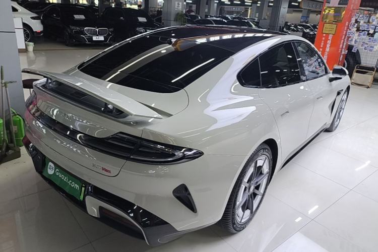 Used Xiaomi Auto SU7 2024 Four-Wheel Drive Ultra-Long Range Advanced Intelligent Driving Max Edition Rear Right 45 Deg