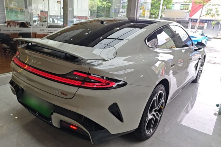 Used Xiaomi Auto SU7 2024 Four-Wheel Drive Ultra-Long Range Advanced Intelligent Driving Max Edition Rear Right 45 Deg