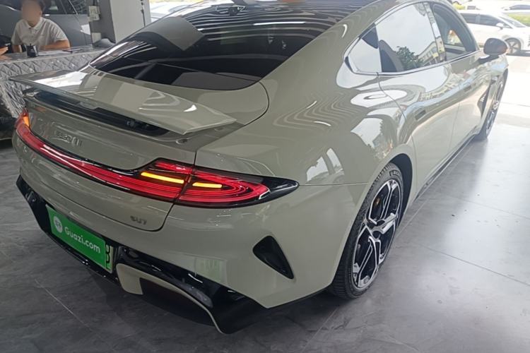 Used Xiaomi Auto SU7 2024 Rear-Drive Ultra-Long Range Advanced Pro-Level Intelligent Driving Version Rear Right 45 Deg