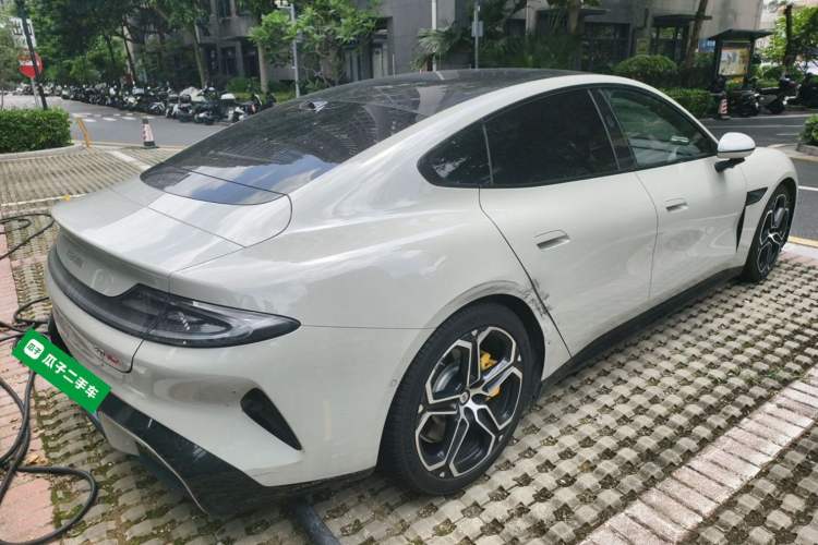 Used Xiaomi Auto SU7 2024 Four-Wheel Drive Ultra-Long Range Advanced Intelligent Driving Max Edition Rear Right 45 Deg