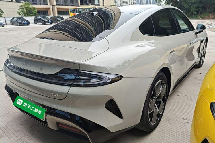Used Xiaomi Auto SU7 2024 Rear-Drive Long-Range Intelligent Driving Version Rear Right 45 Deg
