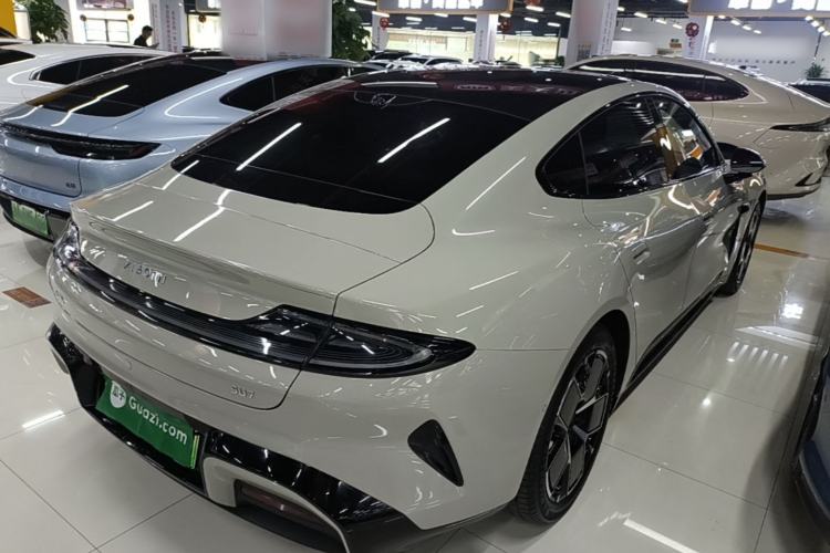 Used Xiaomi Auto SU7 2024 Rear-Drive Long-Range Intelligent Driving Version Rear Right 45 Deg