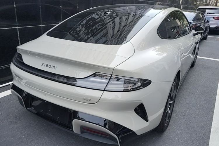 Used Xiaomi Auto SU7 2024 Rear-Drive Long-Range Intelligent Driving Version Rear Right 45 Deg