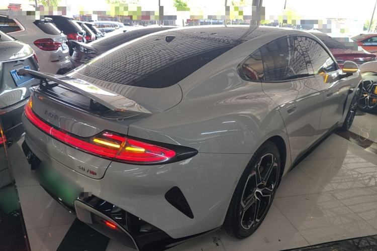 Used Xiaomi Auto SU7 2024 Four-Wheel Drive Ultra-Long Range Advanced Intelligent Driving Max Edition Rear Right 45 Deg