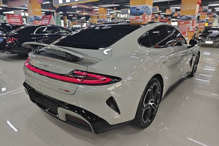 Used Xiaomi Auto SU7 2024 Four-Wheel Drive Ultra-Long Range Advanced Intelligent Driving Max Edition Rear Right 45 Deg