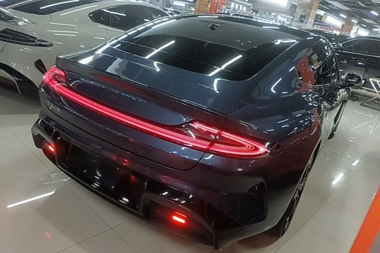 Used Xiaomi Auto SU7 2024 Four-Wheel Drive Ultra-Long Range Advanced Intelligent Driving Max Edition Rear Right 45 Deg