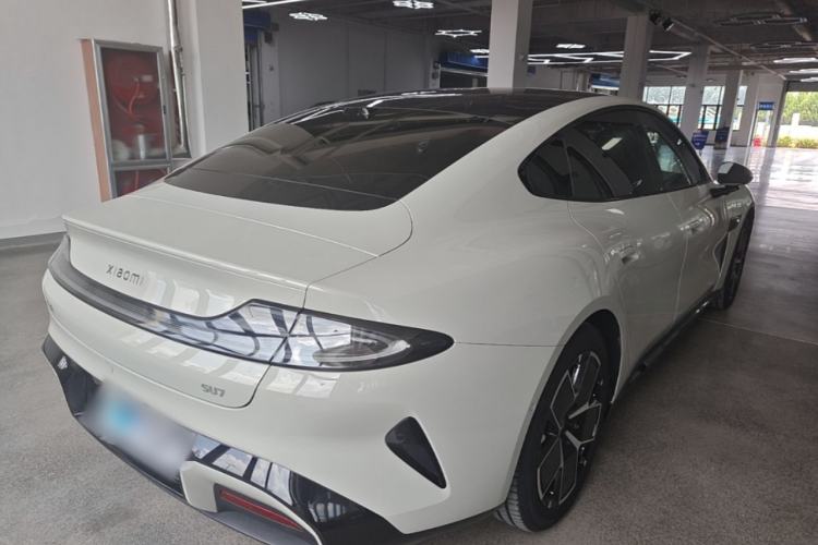 Used Xiaomi Auto SU7 2024 Rear-Drive Long-Range Intelligent Driving Version Rear Right 45 Deg