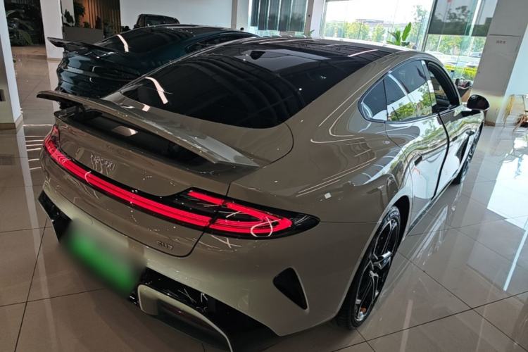 Used Xiaomi Auto SU7 2024 Rear-Drive Ultra-Long Range Advanced Pro-Level Intelligent Driving Version Rear Right 45 Deg