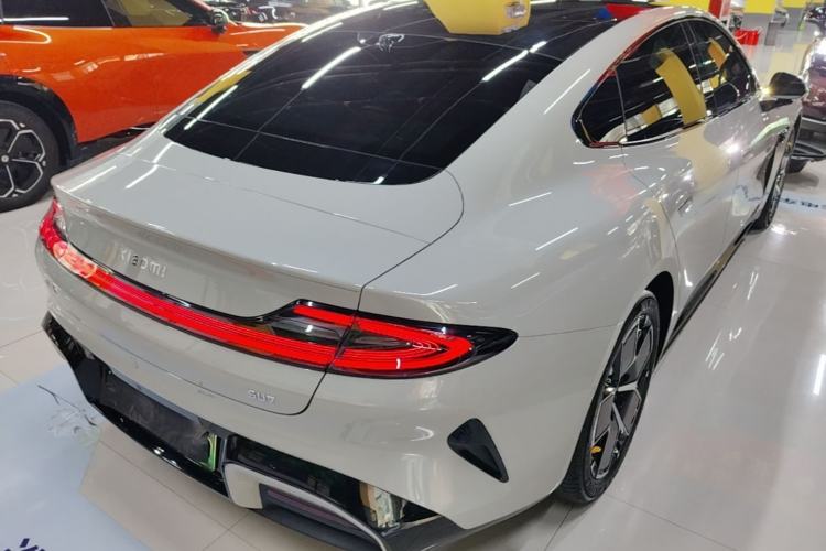 Used Xiaomi Auto SU7 2024 Rear-Drive Long-Range Intelligent Driving Version Rear Right 45 Deg