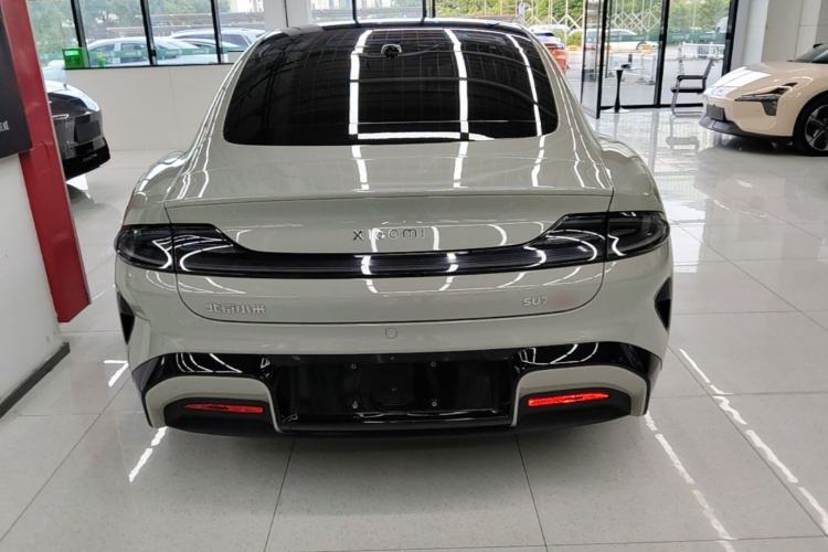 Used Xiaomi Auto SU7 2024 Four-Wheel Drive Ultra-Long Range Advanced Intelligent Driving Max Edition Rear