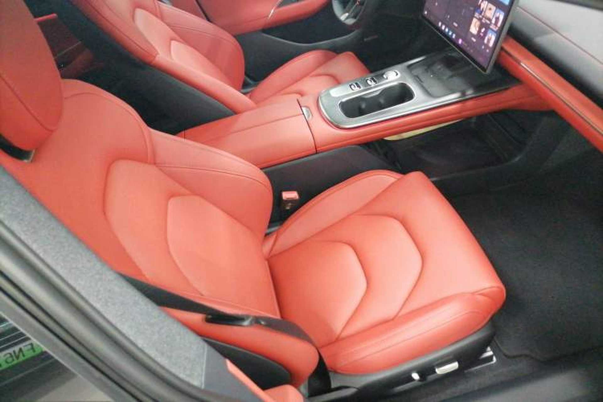 Used Xiaomi Auto SU7 2024 Rear-Drive Long-Range Intelligent Driving Version Right Front Seat