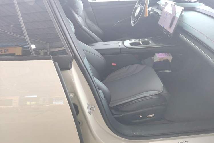 Used Xiaomi Auto SU7 2024 Four-Wheel Drive Ultra-Long Range Advanced Intelligent Driving Max Edition Right Front Seat