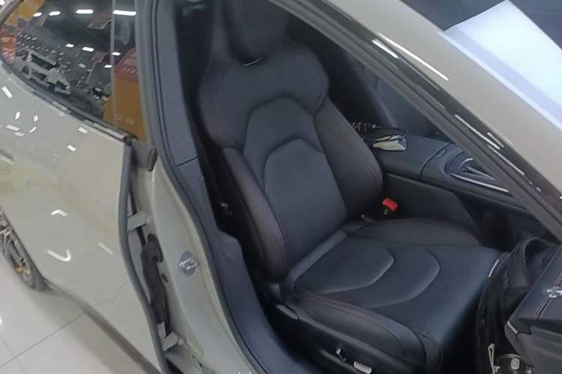 Used Xiaomi Auto SU7 2024 Rear-Drive Long-Range Intelligent Driving Version Right Front Seat
